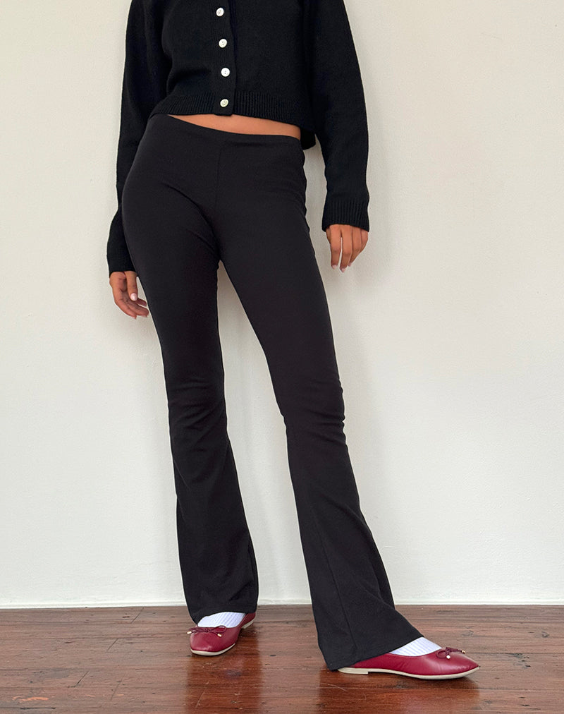 Pantalón acampanado de canalé suave Joxiel en negro