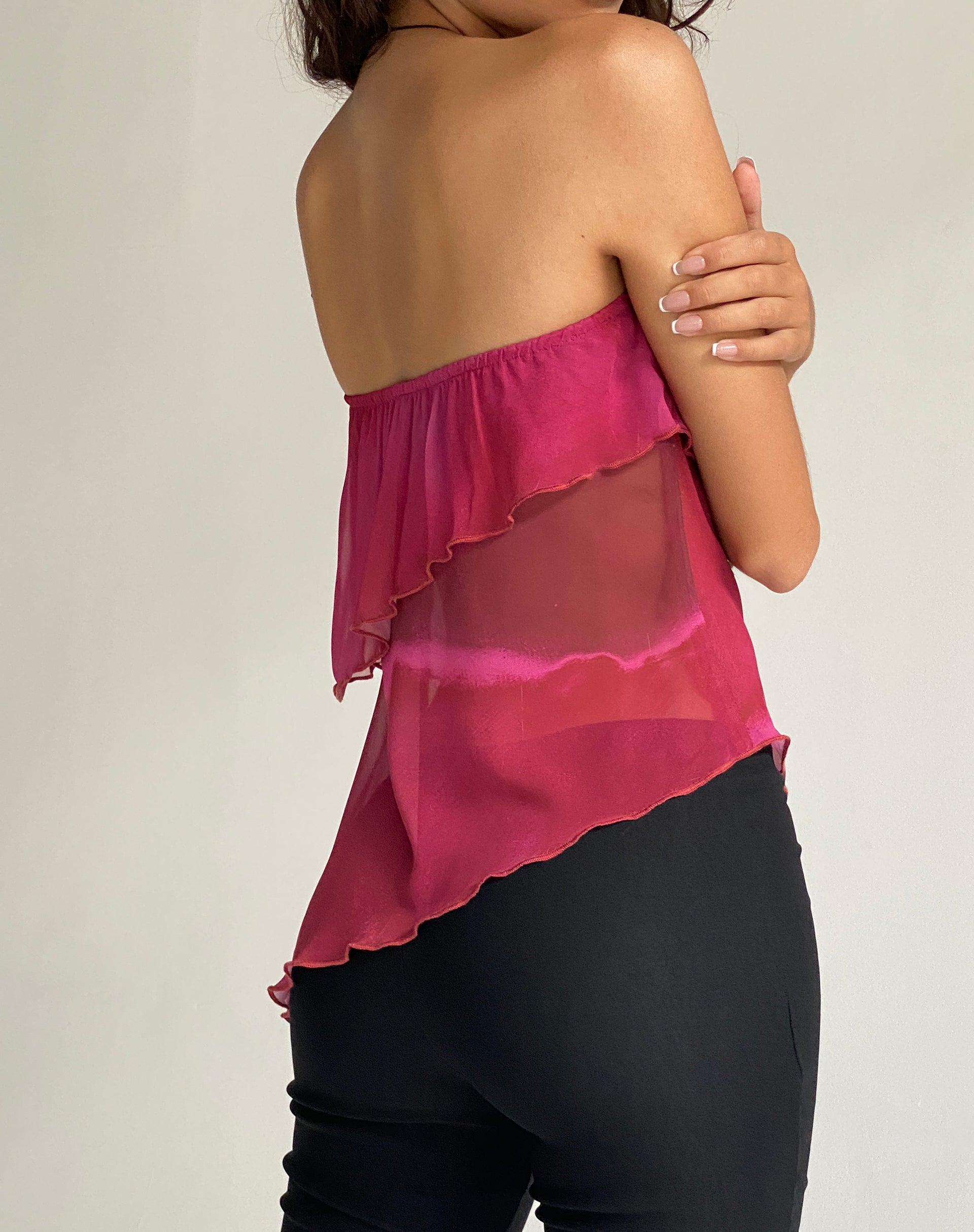 Imagen de Joyce Camiseta de tirantes cascada en color ciruela Acuarela