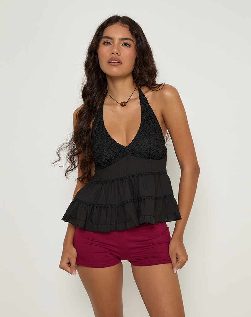 Top Juanita con volante y cuello halter en negro