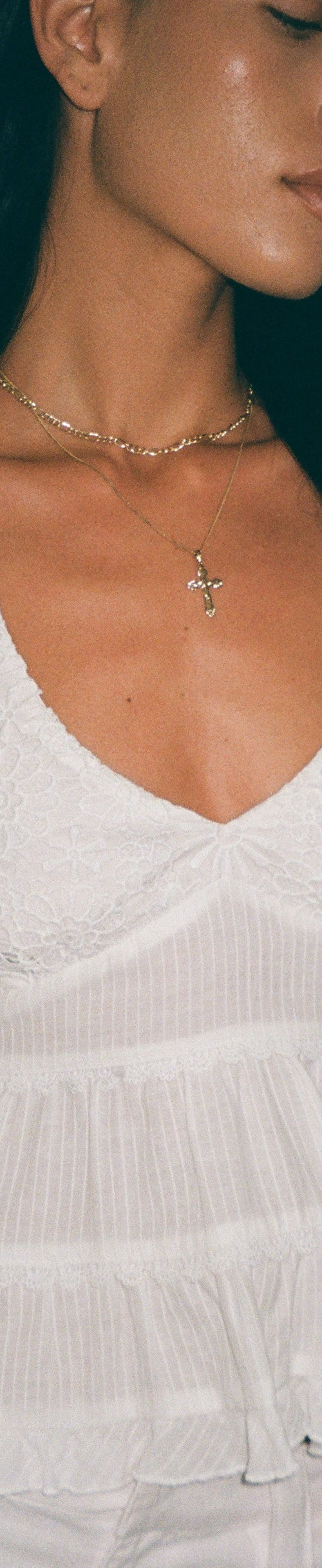 Imagen de Juanita Frill Halterneck Top in Crochet Blanco