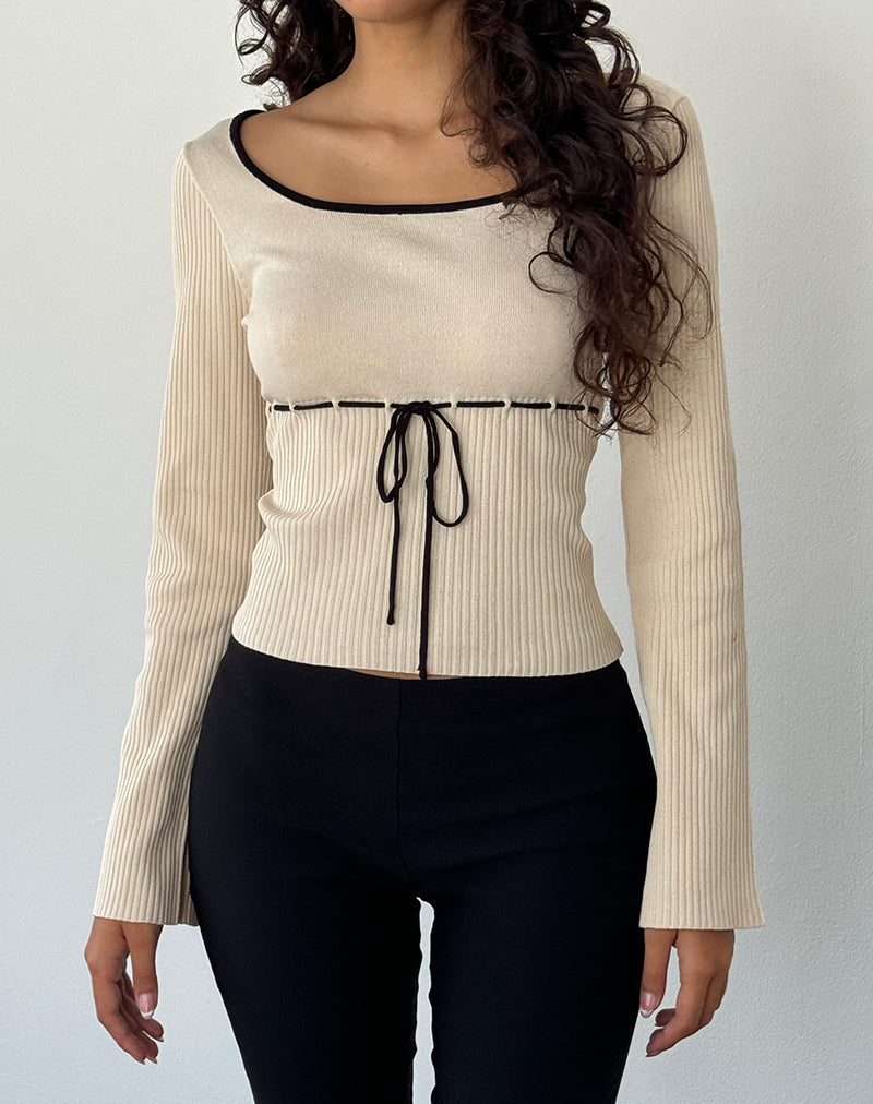 Juhye Top de Punto de Manga Larga en Beige con Ribetes Negros