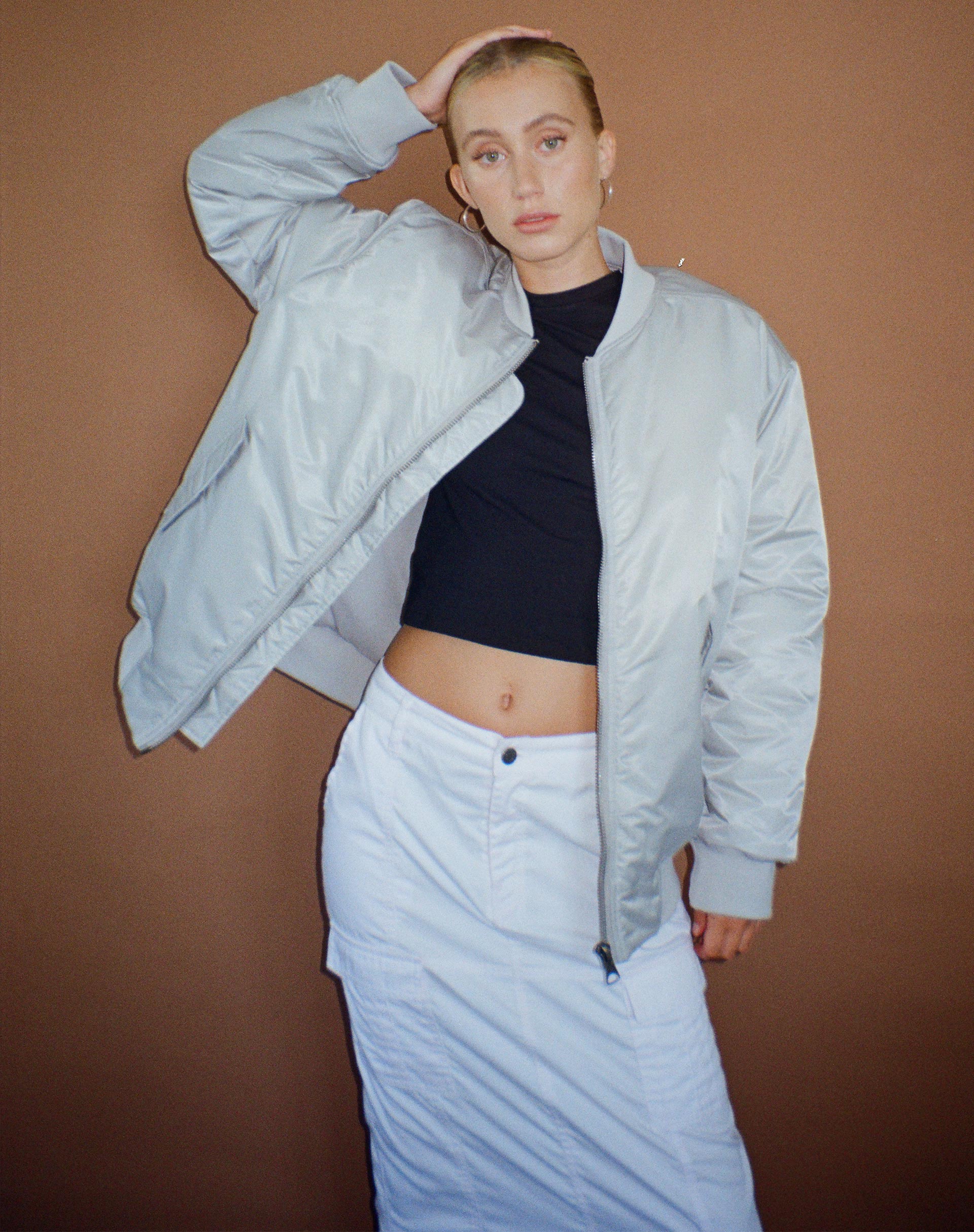 imagen de la chaqueta Junpyo en Glacier Grey