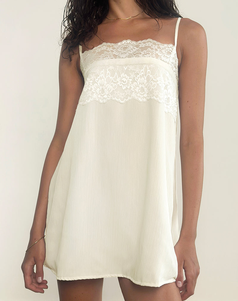 Imagen de Juvia Babydoll Mini Dress in Chiffon Ivory
