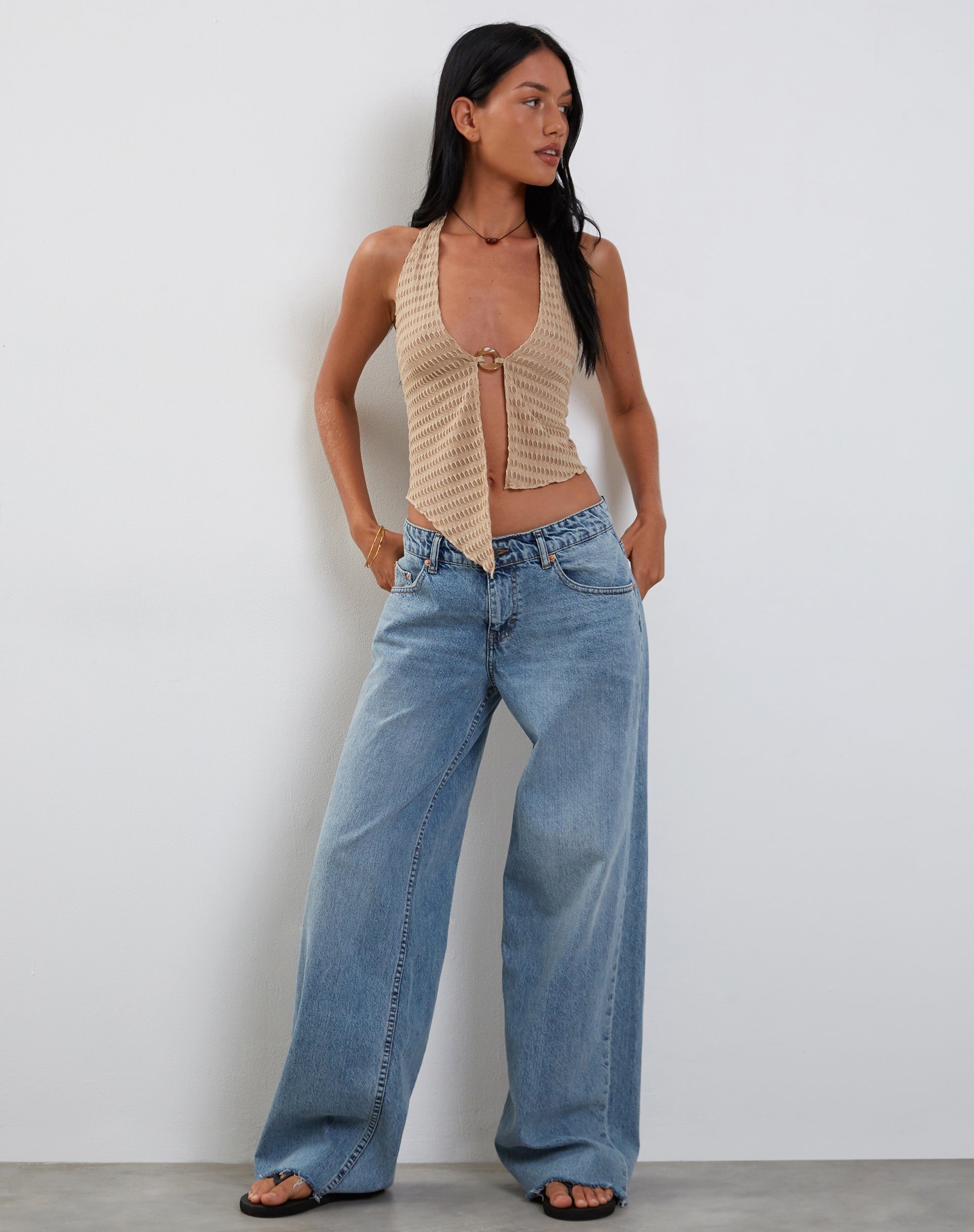 Imagen de Kacie Waffle Knit Halterneck Butterfly Top en Avena