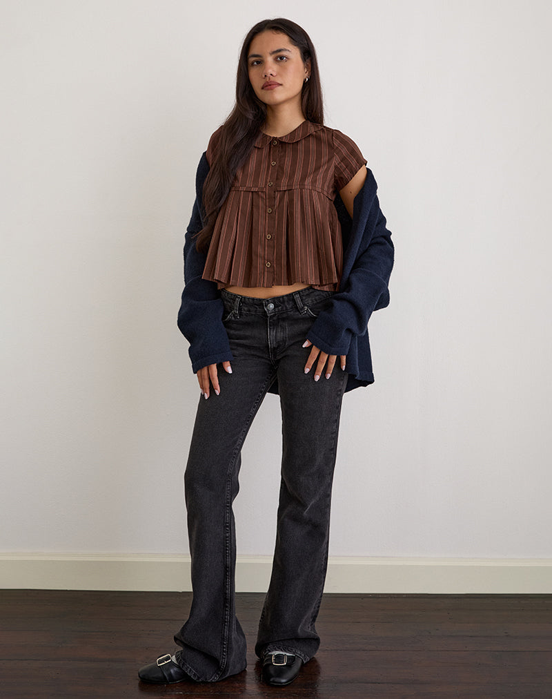 Imagen de la blusa plisada Kaelis de rayas marrón
