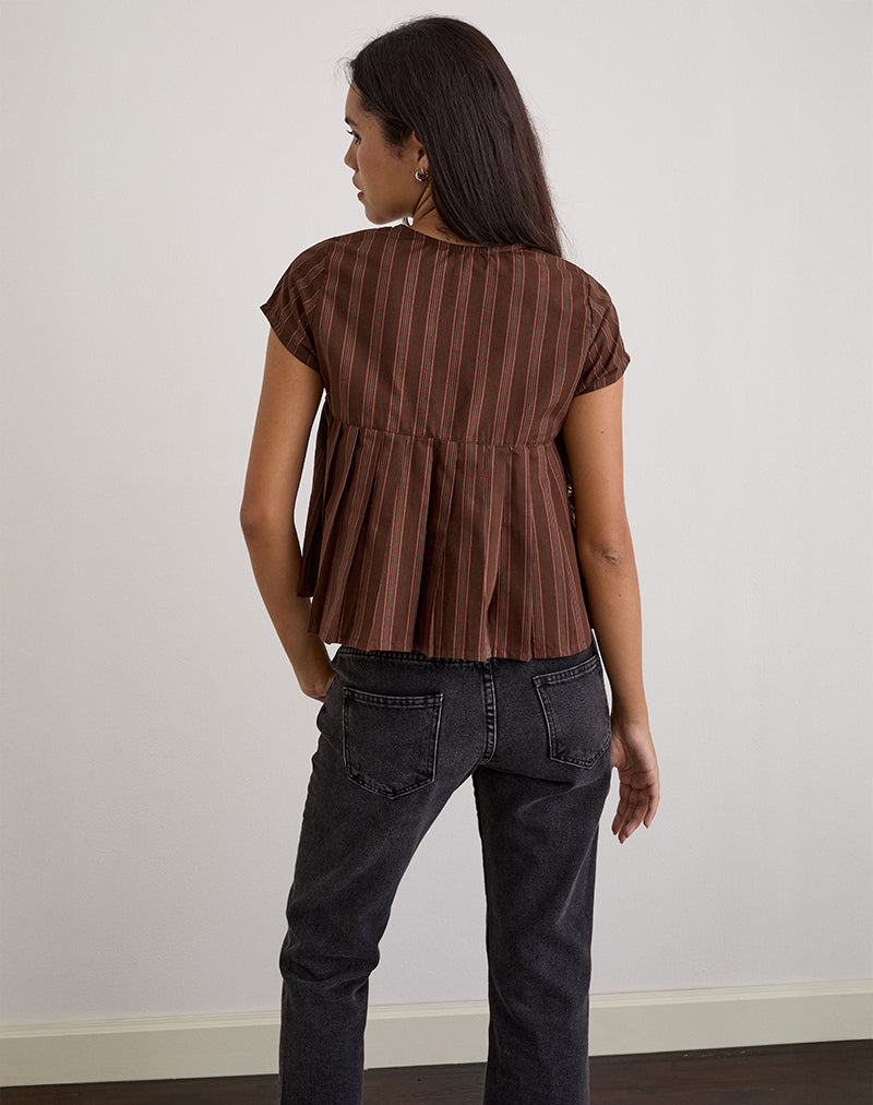 Imagen de la blusa plisada Kaelis de rayas marrón