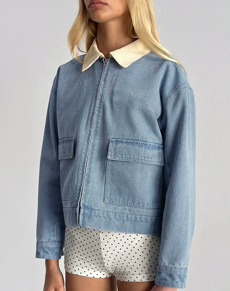 Imagen de la chaqueta Kahyun en denim lavado claro