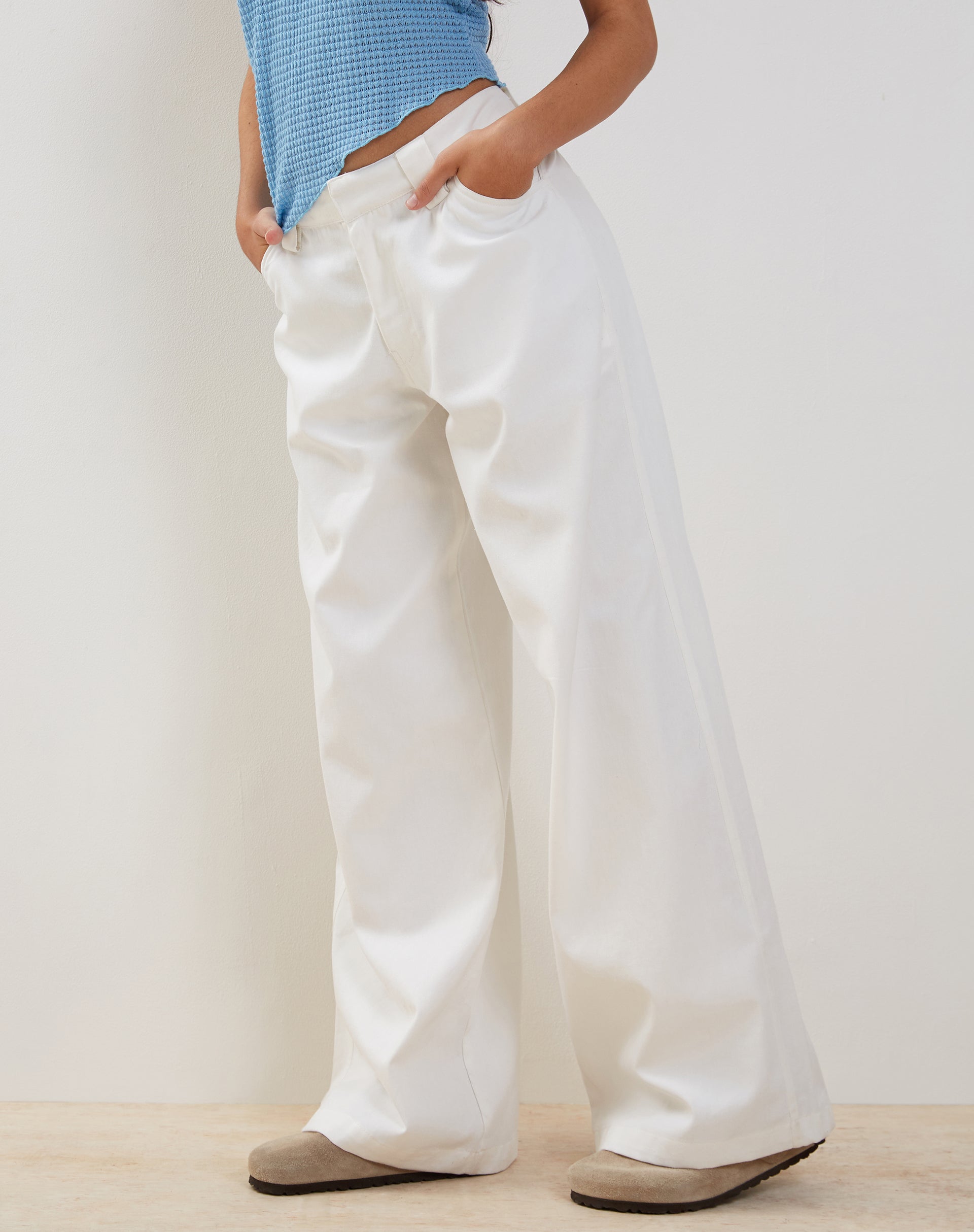Imagen de Kaomy Wide Leg Trouser en blanco