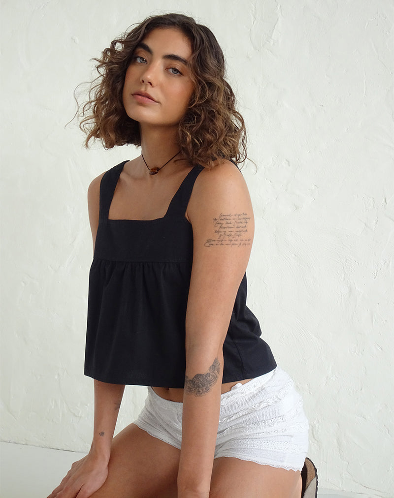 Imagen de Karana Peplum Top de popelina Negro