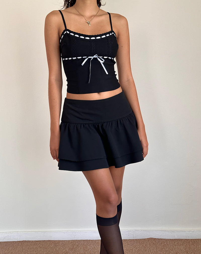 Imagen de Karda Cami Top en negro con cinta de contraste
