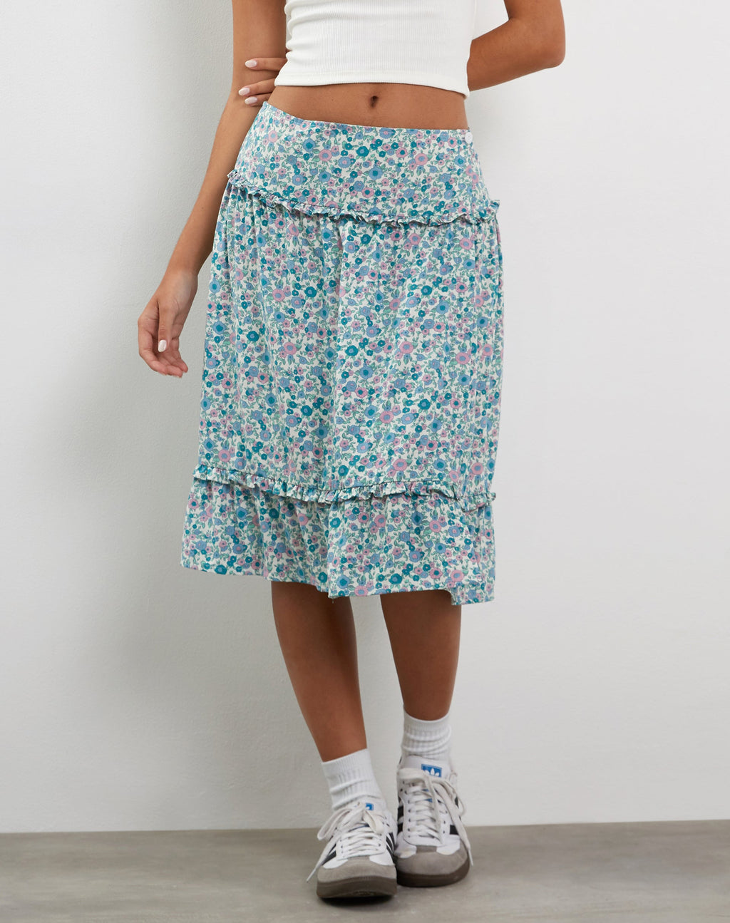 Kasya Falda midi con vuelo en azul Flower Power