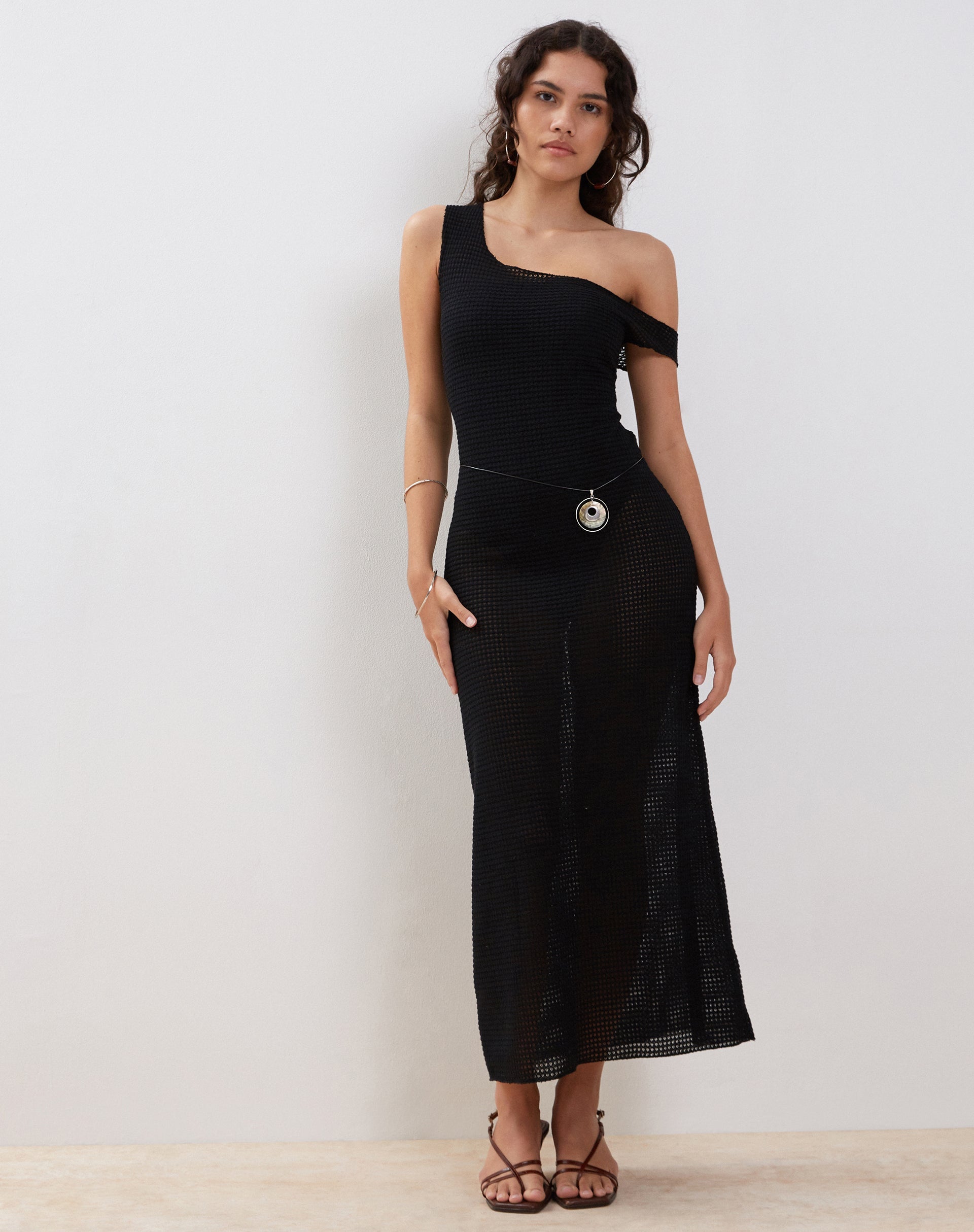 Imagen de Katja Maxi Dress in Black Textured Crochet