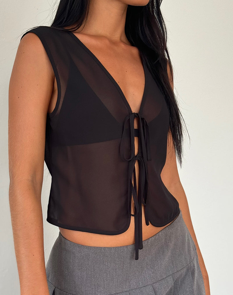 Imagen de Kayve Tie Front Top in Chiffon Negro