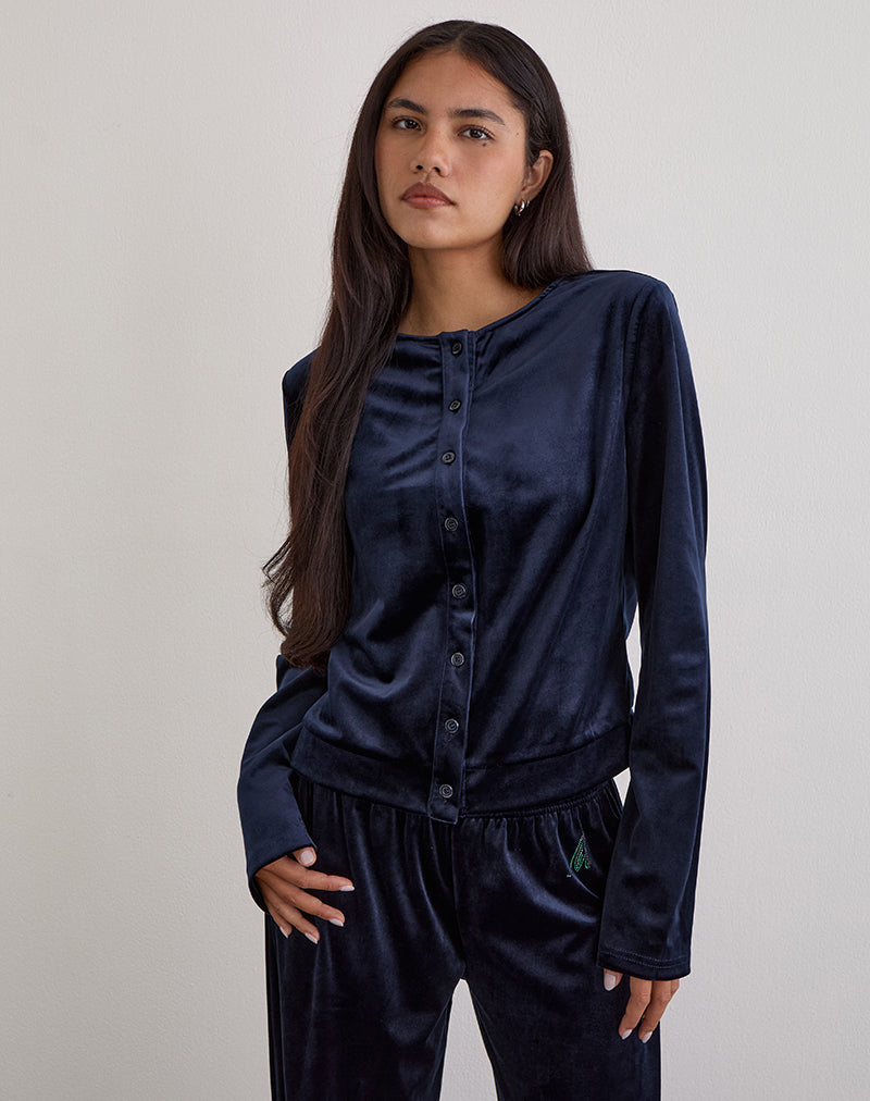 Imagen de Kellen Button Up Cardigan in Velour Navy