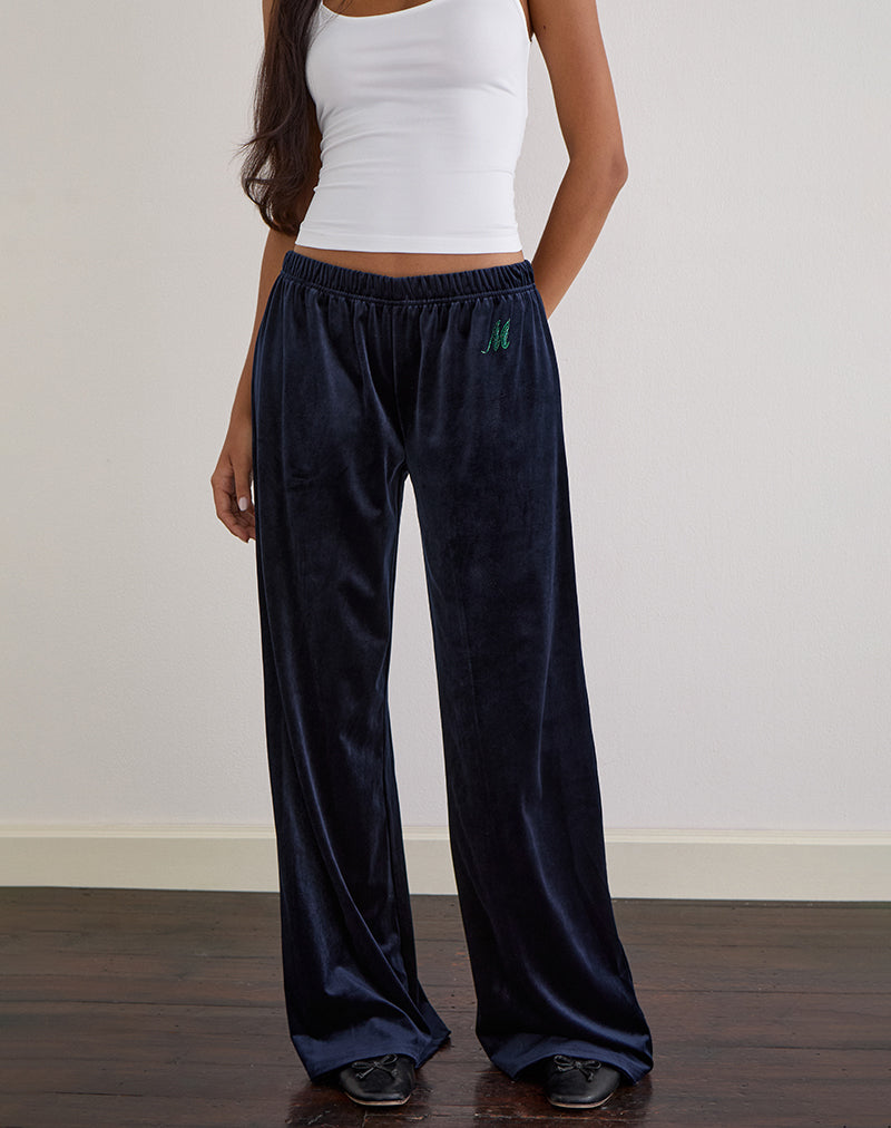 Glen Jogger de terciopelo azul marino con adorno "M