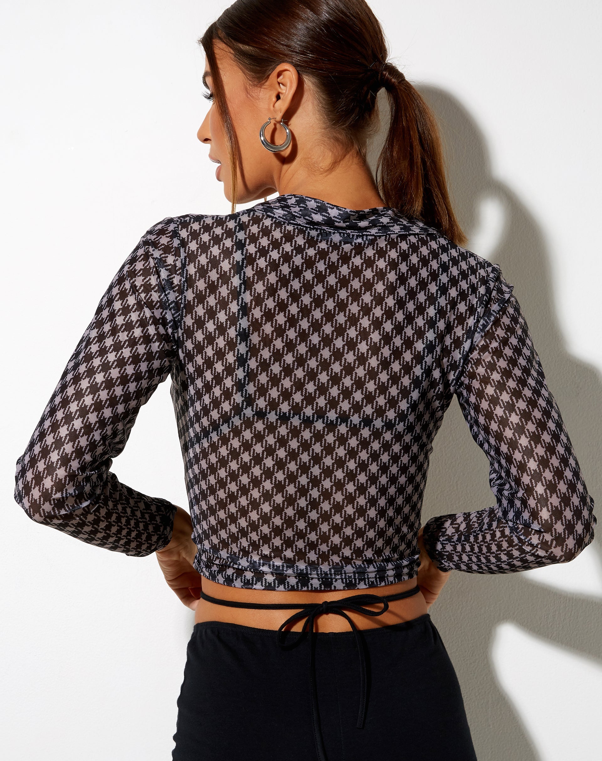 Imagen de la camisa Kelly en malla Diagonal Dogtooth Negro y fuego