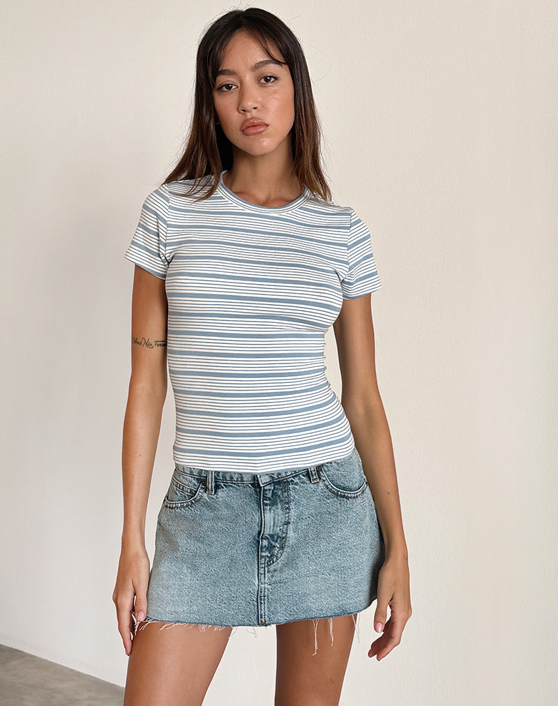 Top Kenichi de punto a rayas azul y blanco