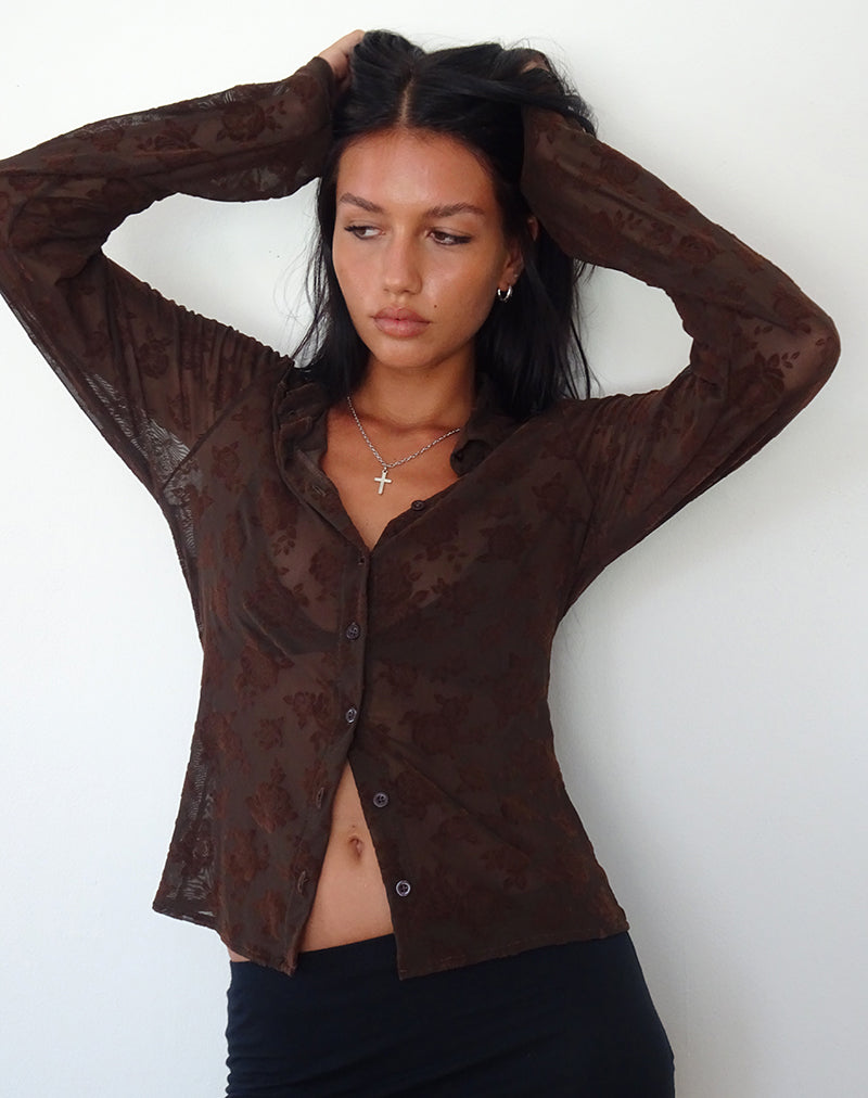 Imagen de Kenila Camisa Rosa Romántica en Flock Marrón