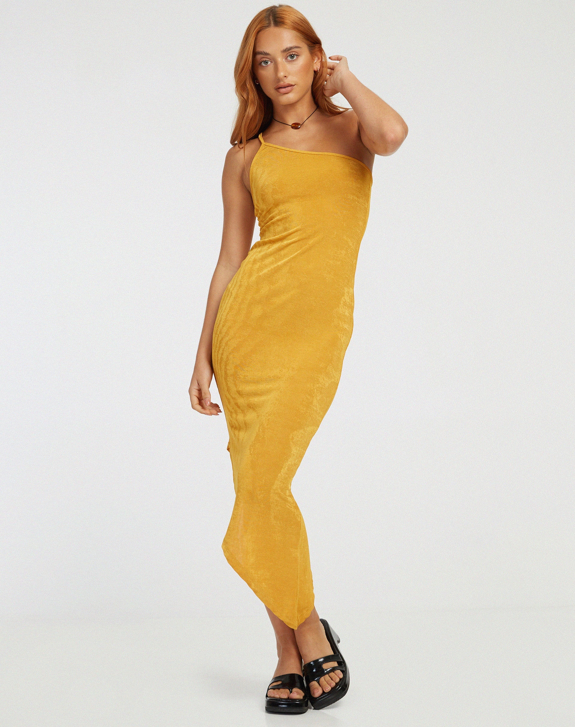 imagen de Kiyomi Midi Dress en Mango