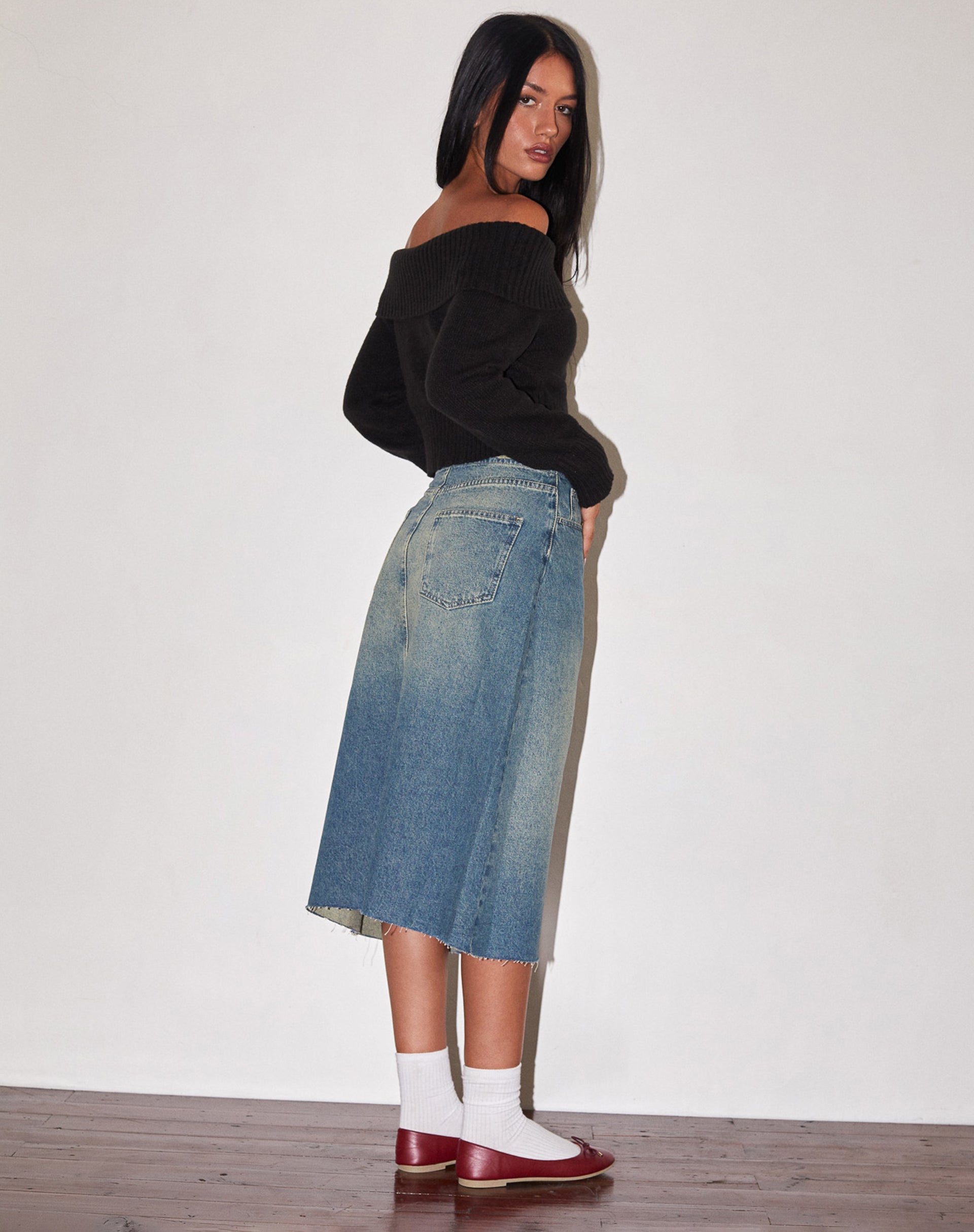 Imagen de Falda midi vaquera de tiro bajo en azul vintage verde