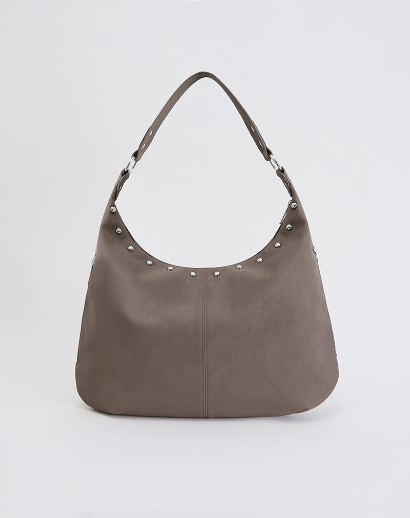 Bolso grande marrón con tachuelas