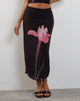 Imagen de la falda Lassie Midi negra con flores rosas