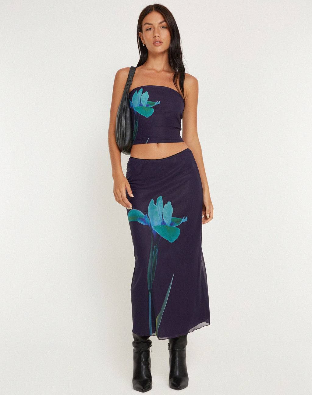 Lassie Falda Midi en Azul Marino Colocación Flor