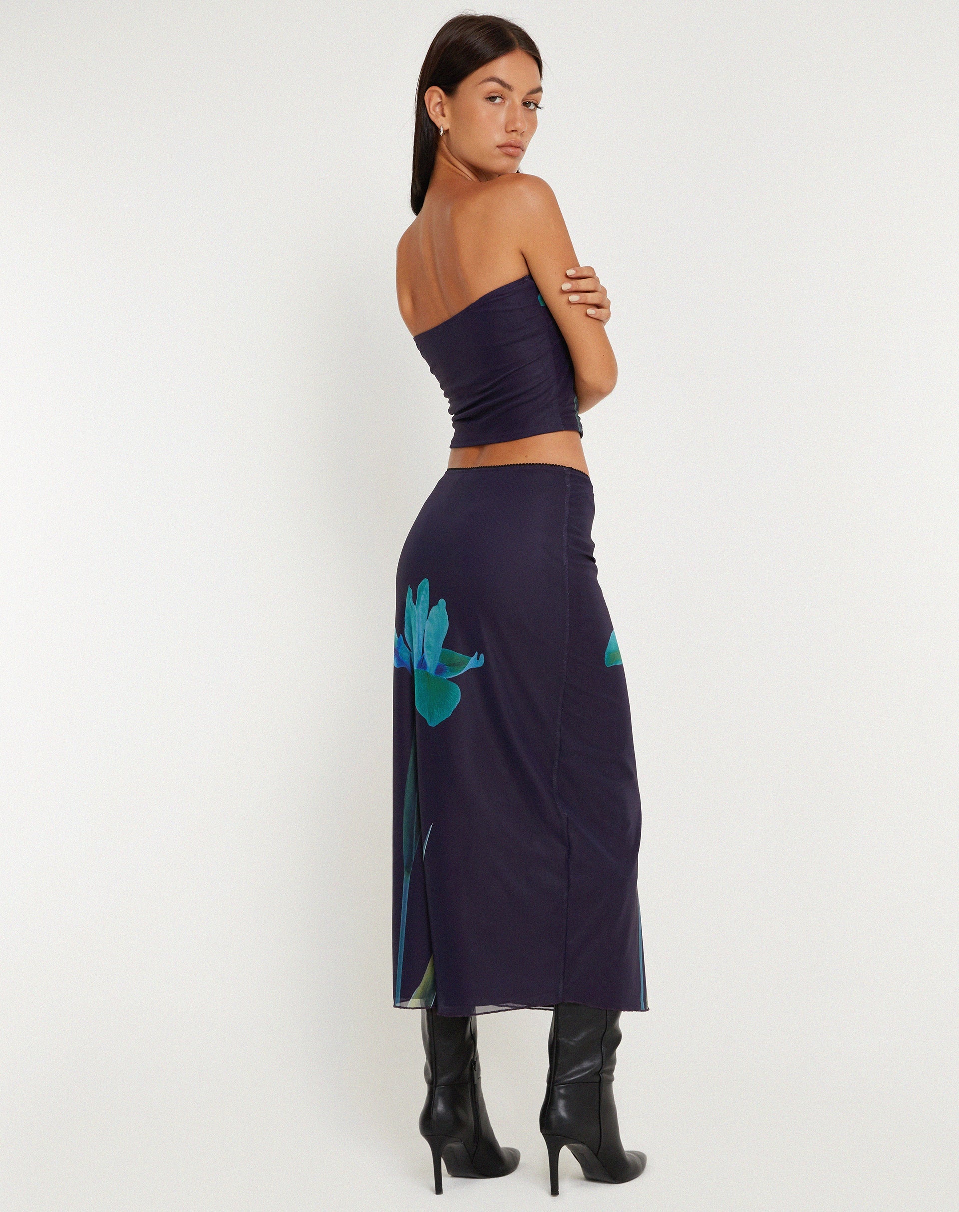 imagen de Shae Mesh Bandeu Top en Flor Azul Marino