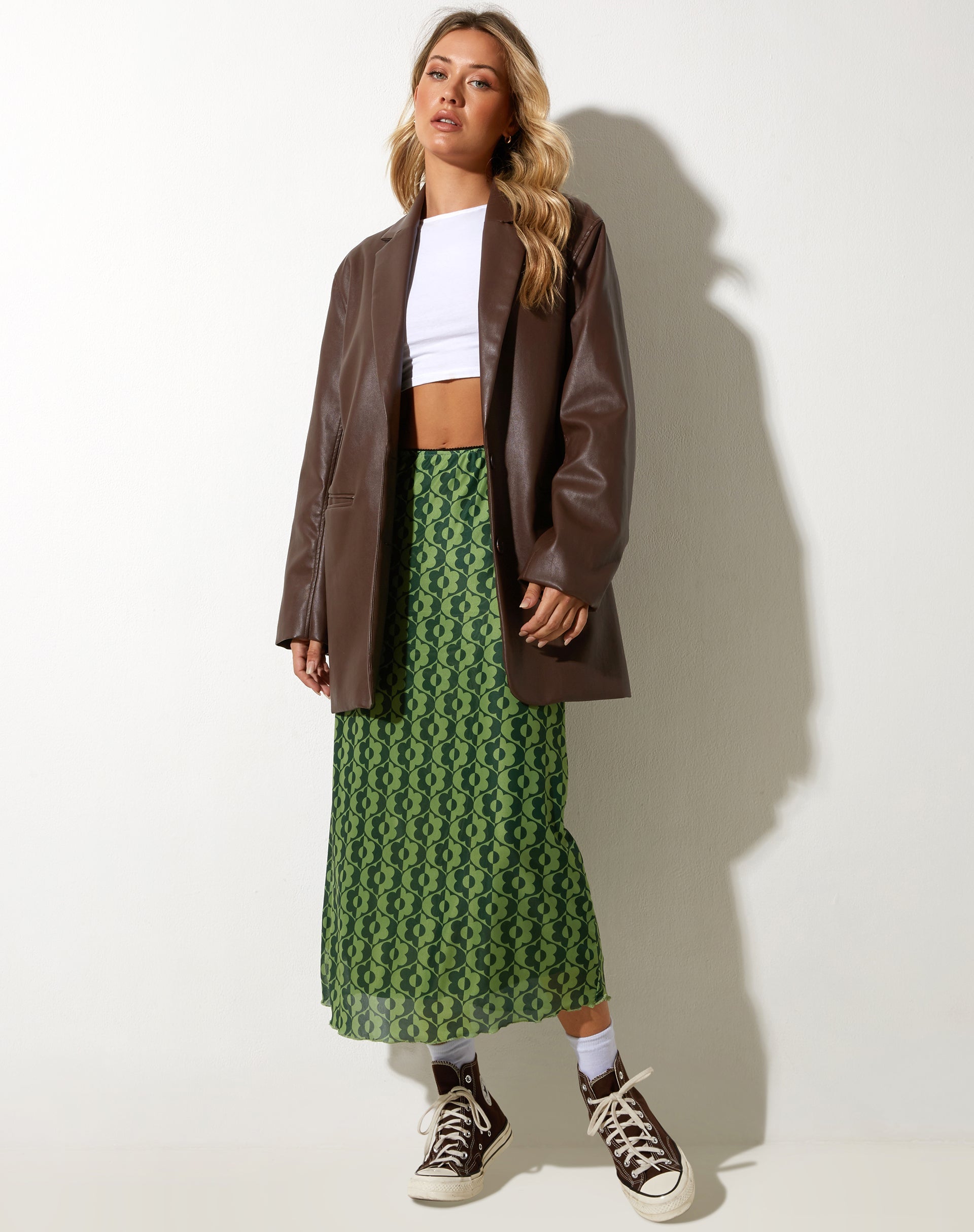 imagen de la falda Lassie Midi en verde margarita ondulado