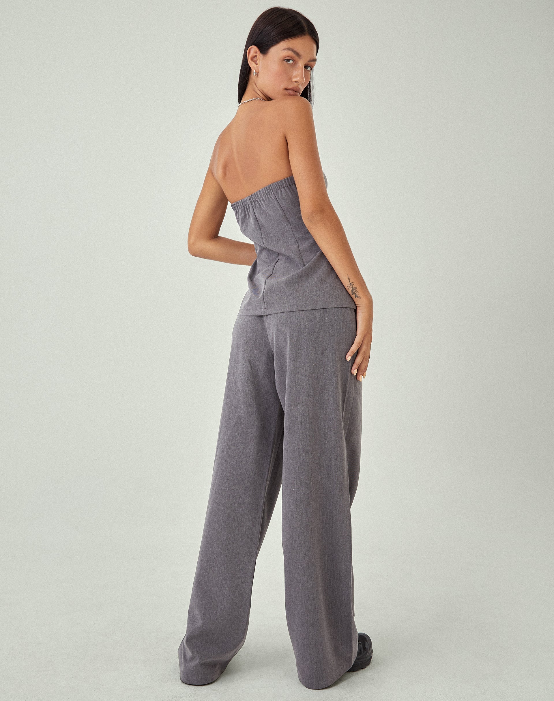imagen de MOTEL X JACQUIE Lavan Corset Top en Charcoal