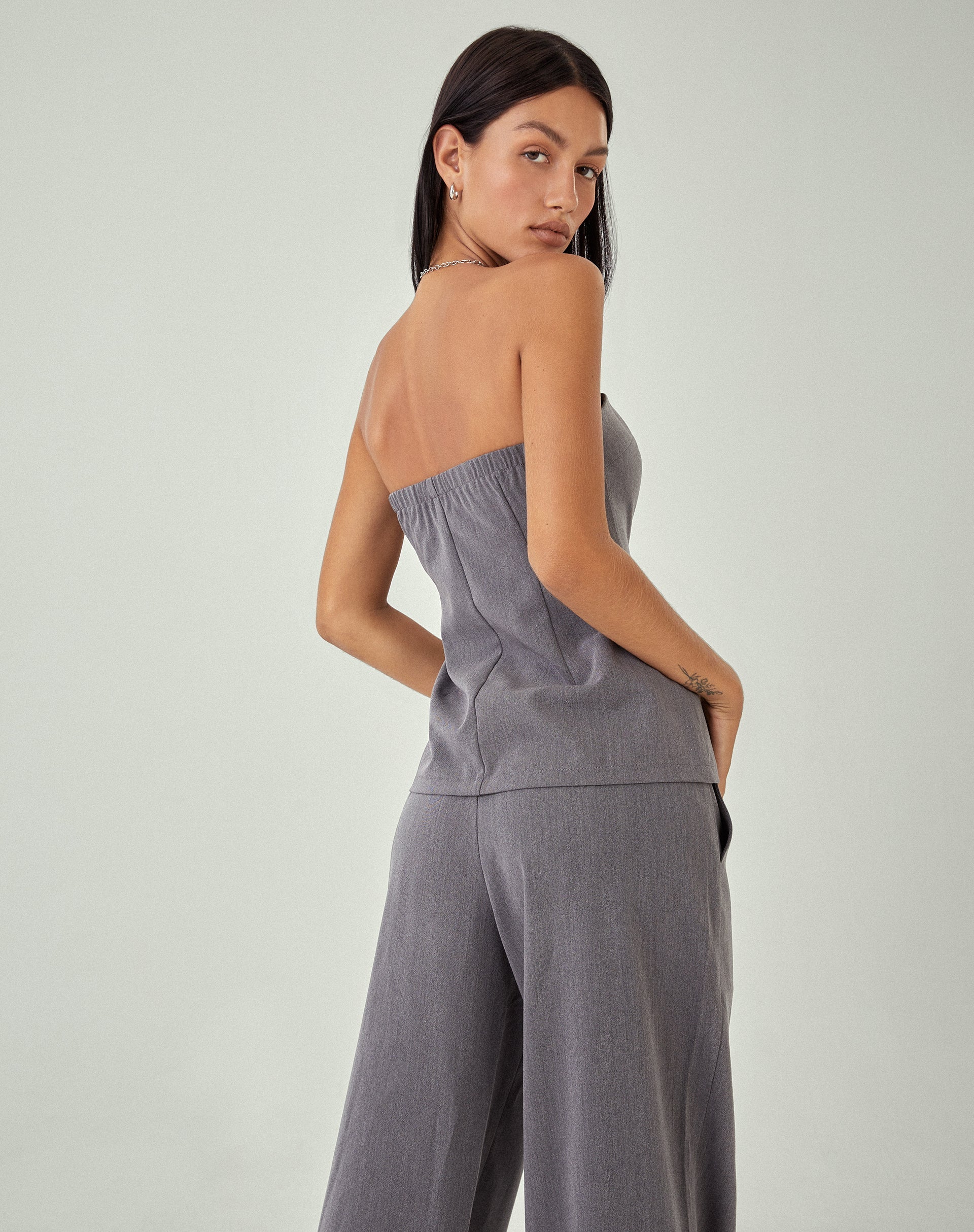 imagen de MOTEL X JACQUIE Lavan Corset Top en Charcoal
