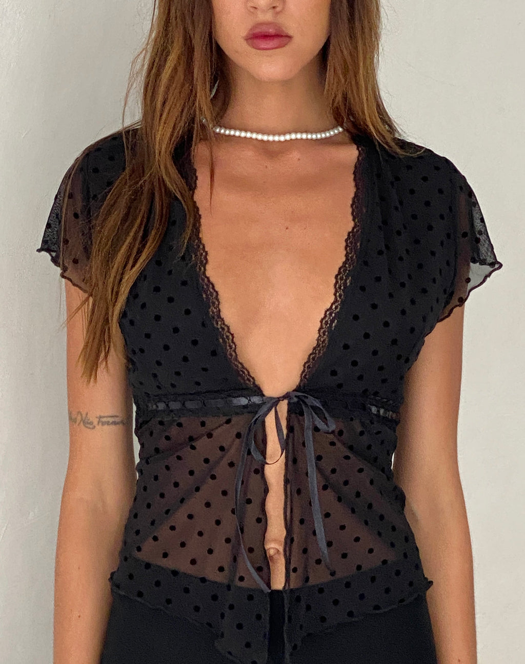 Top Mariposa Lavanya en Polka Black Flock