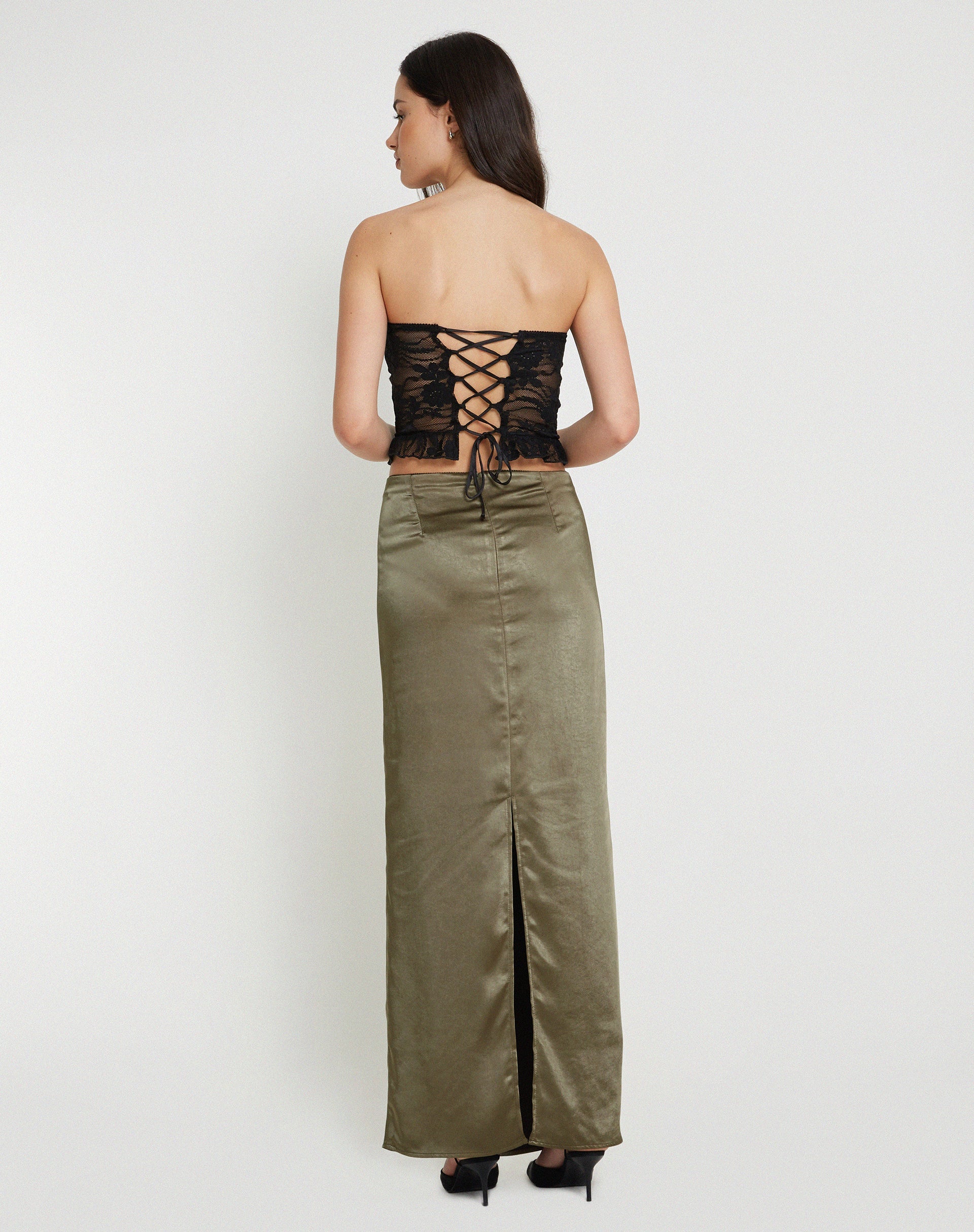imagen de Layla Maxi Skirt in Satin Dark Olive