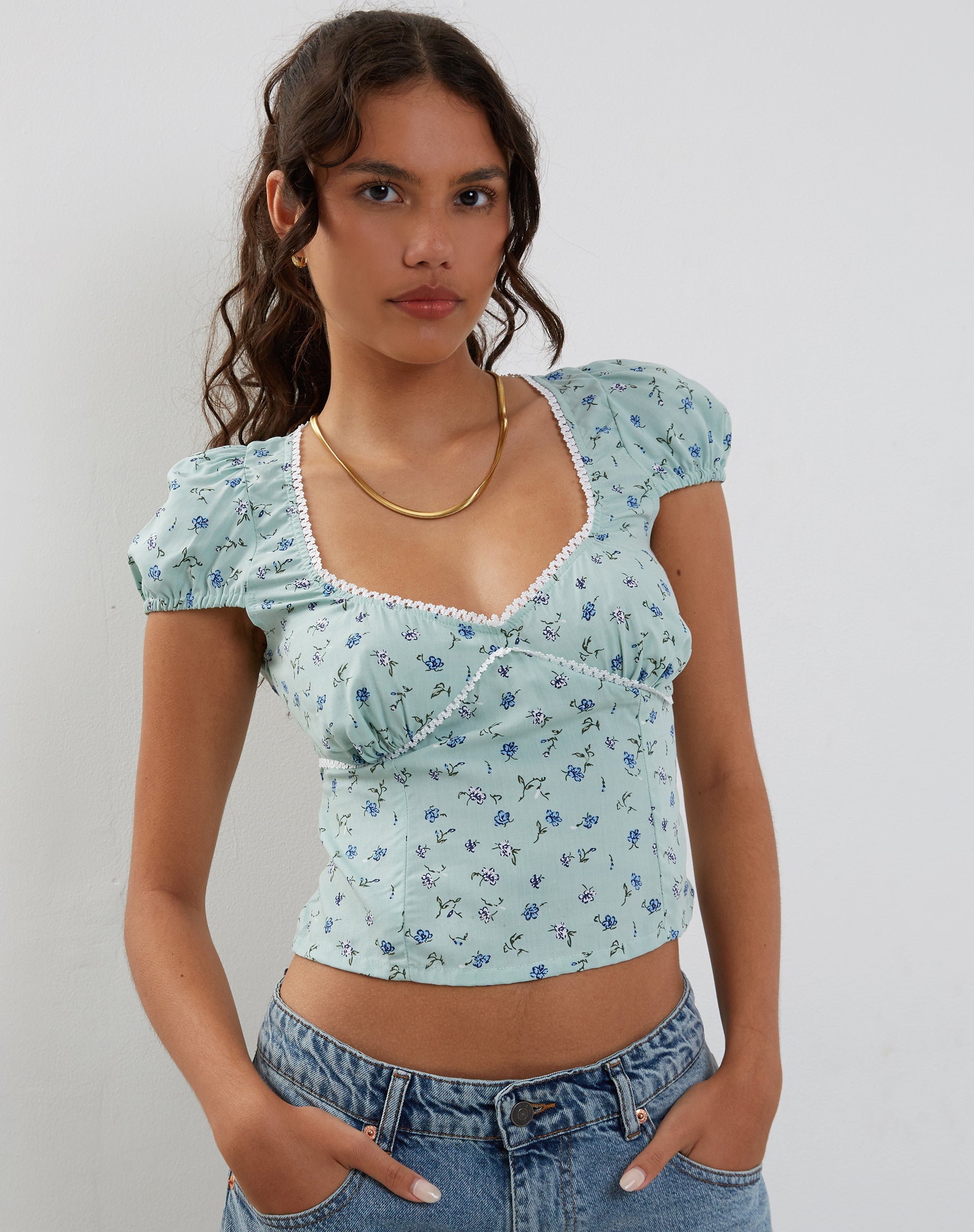 Imagen de Laz Top en verde pétalo