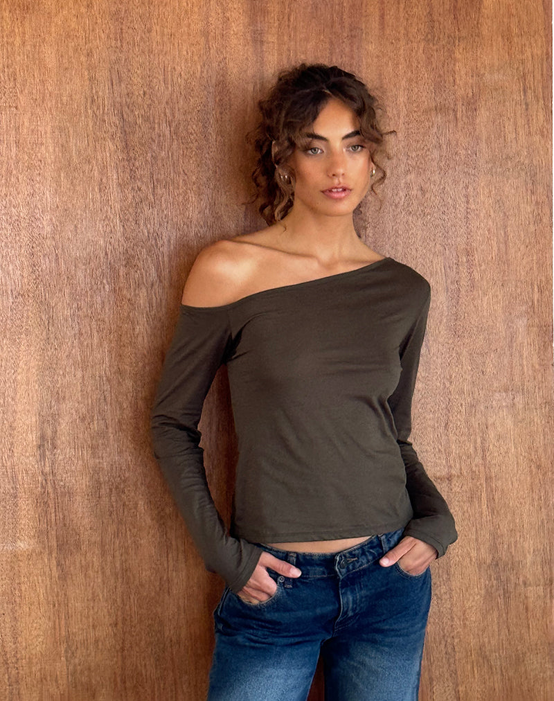 Imagen de Ledez Asymmetrical Slouchy Top en tejido Jersey color Oliva