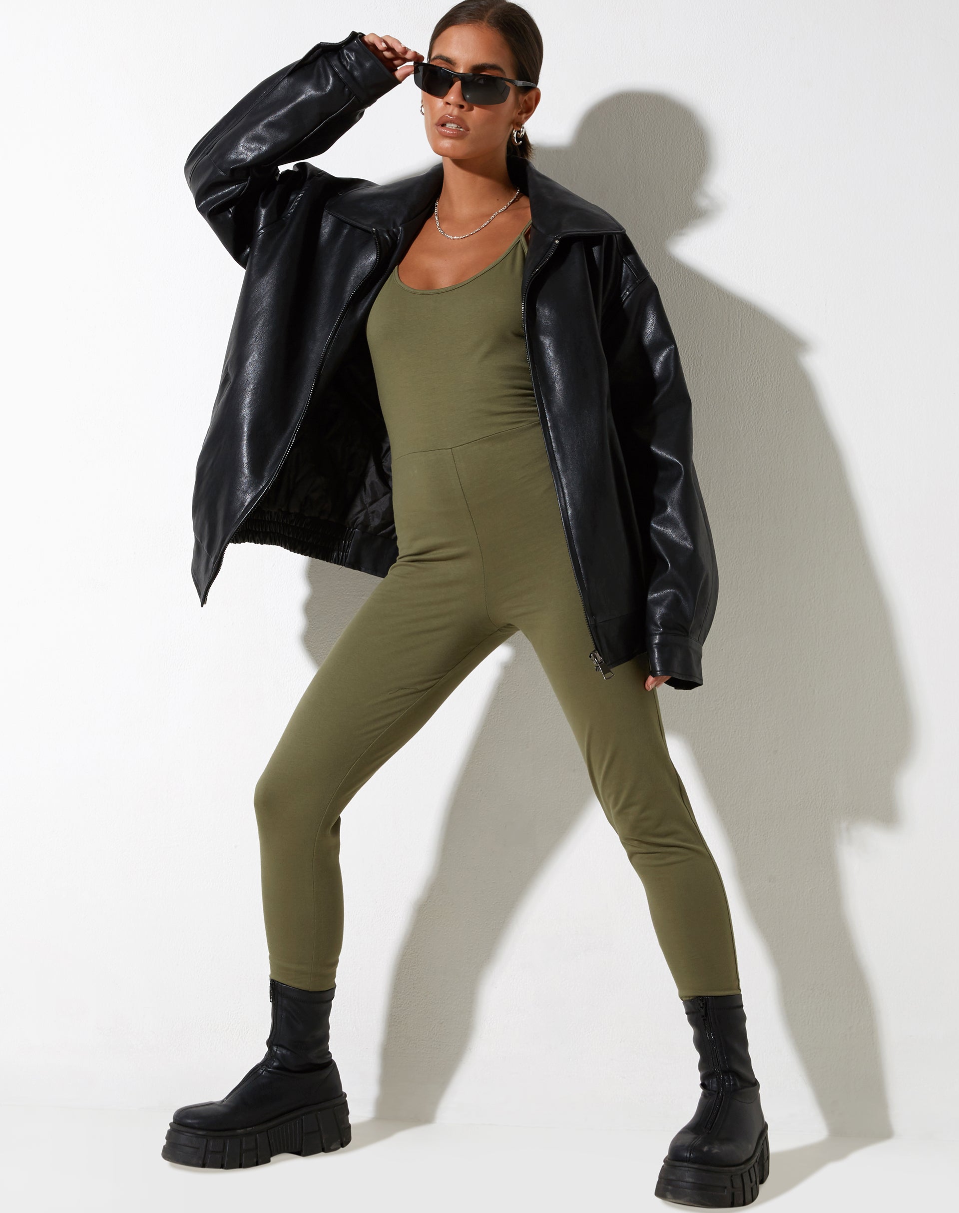 imagen de Leola Unitard en Grape Leaf