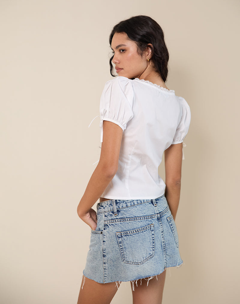 Imagen de Lias Blusa de manga abullonada en blanco