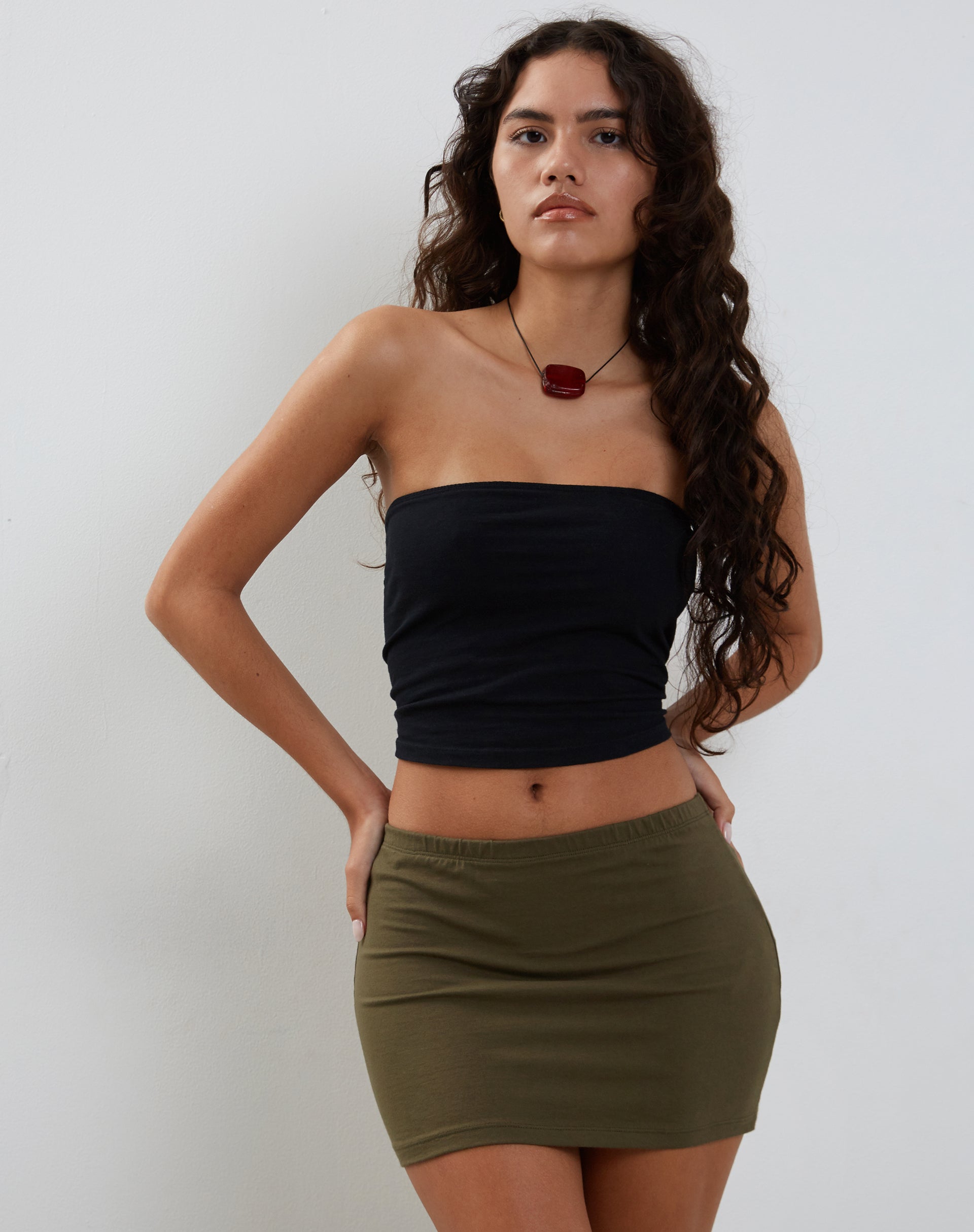 Imagen de Lidya Minifalda en licra caqui