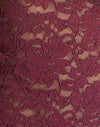 Encaje burdeos con ribete rosa