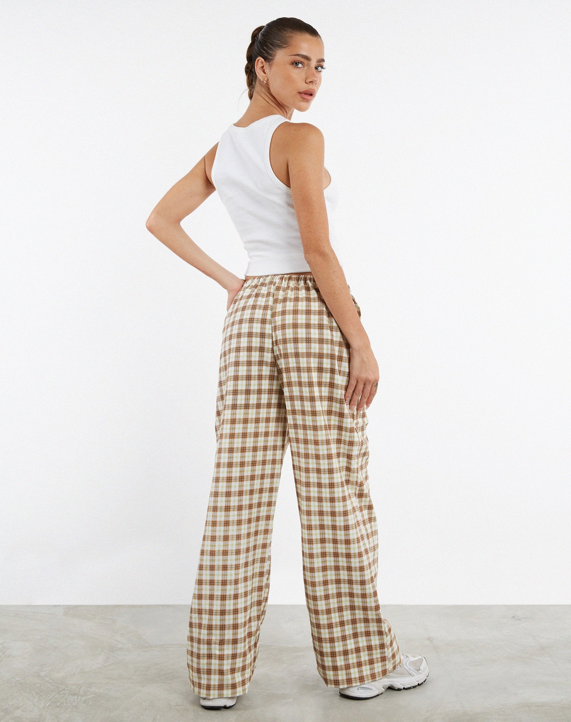 imagen de MOTEL X JACQUIE Lirura Pantalón de pata ancha de cuadros amarillos y marrones