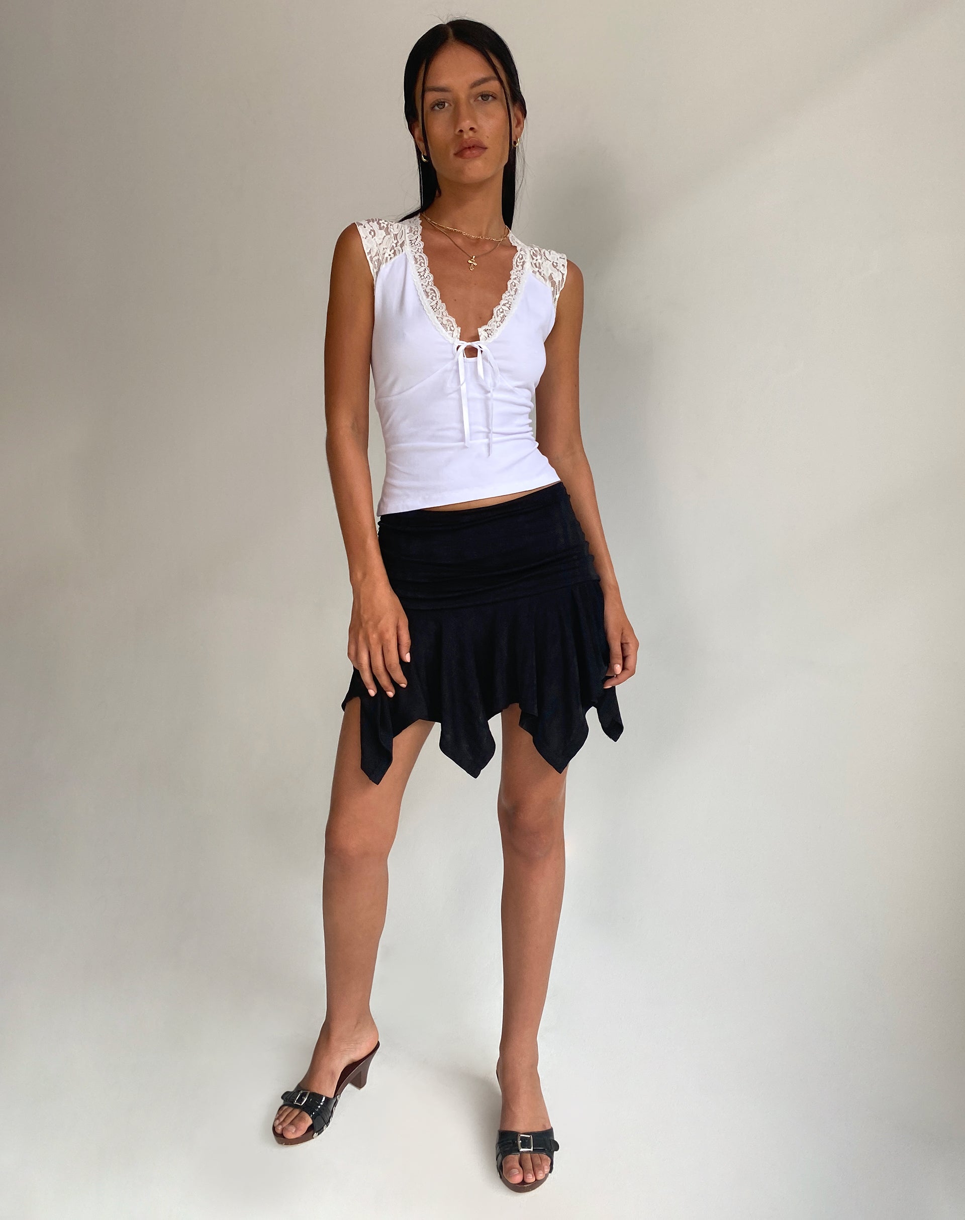 imagen de Livina Top en Jersey Encaje Blanco