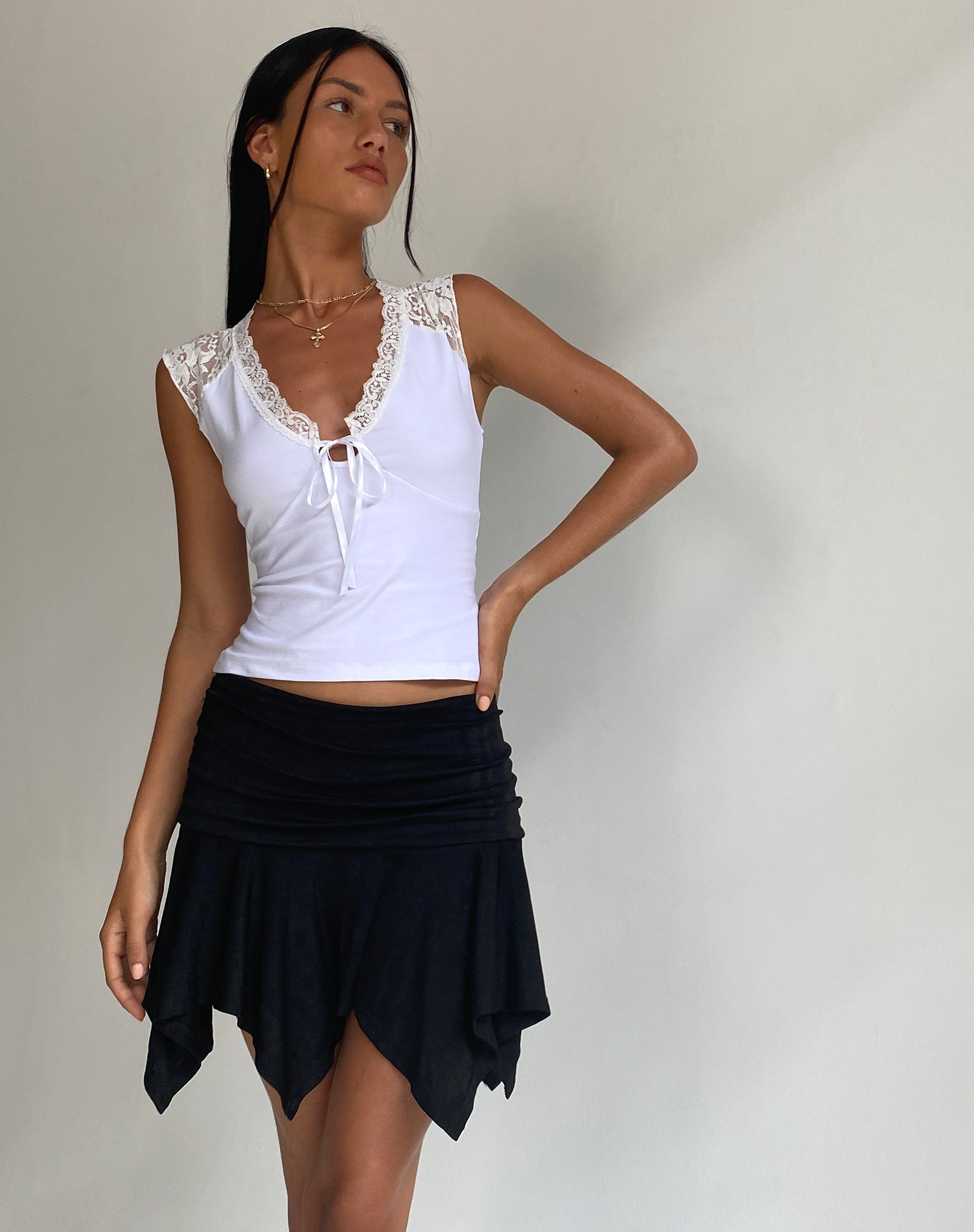imagen de Livina Top en Jersey Encaje Blanco