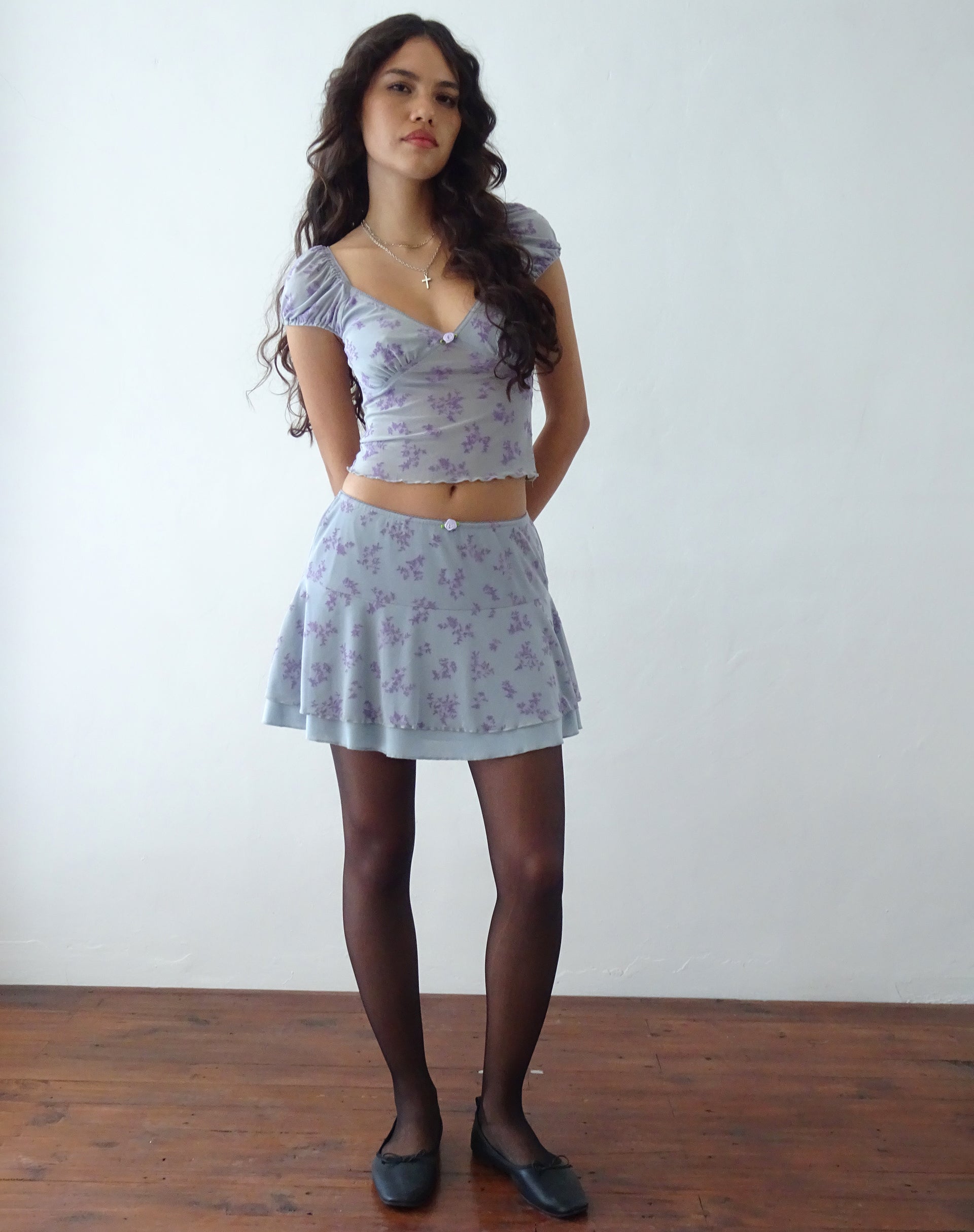 imagen de la minifalda Friska en Botanist Flock morado