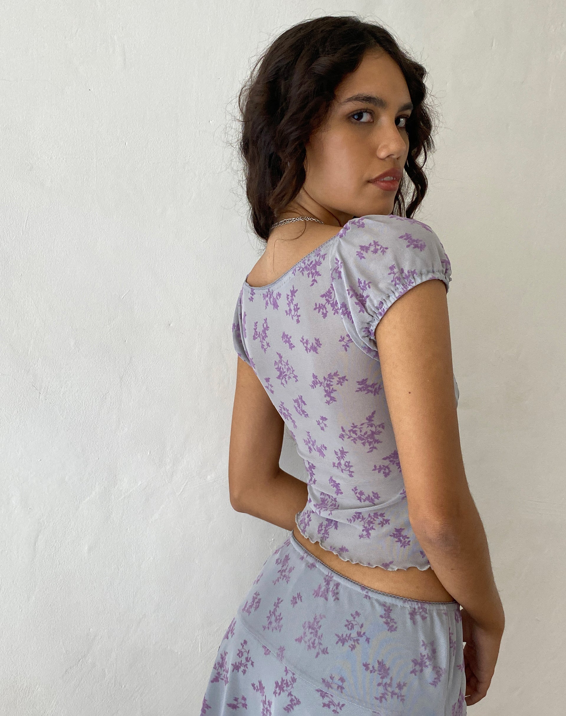 imagen de Lorenne Sweetheart Mesh Top in Purple Botanist Flock