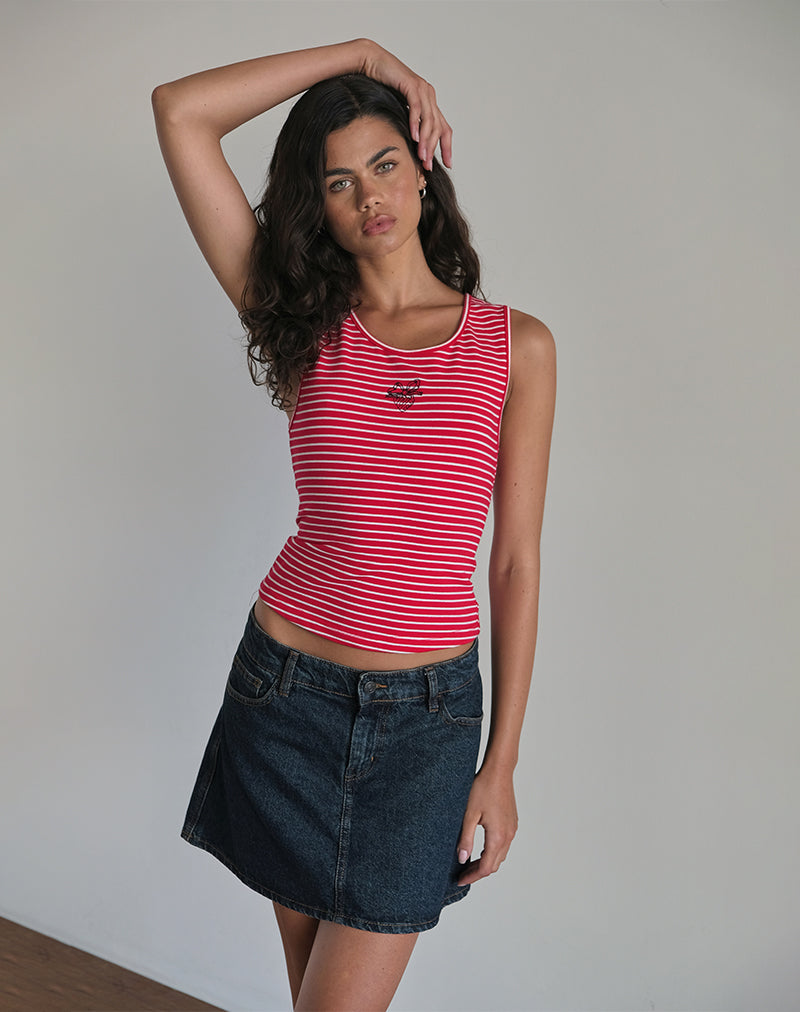 Image of Lorica Camiseta de tirantes a rayas rojas y blancas con estampado de fresas
