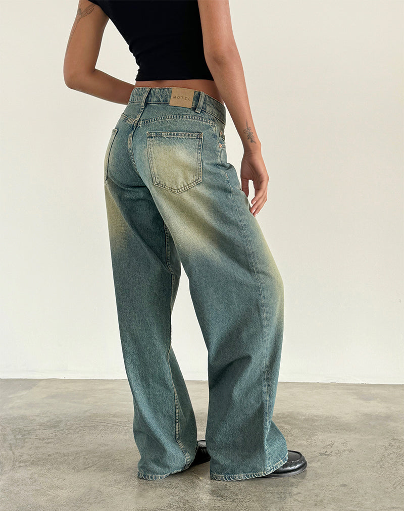 Imagen de Roomy Extra Wide Low Rise Jean en color Mid Used Green
