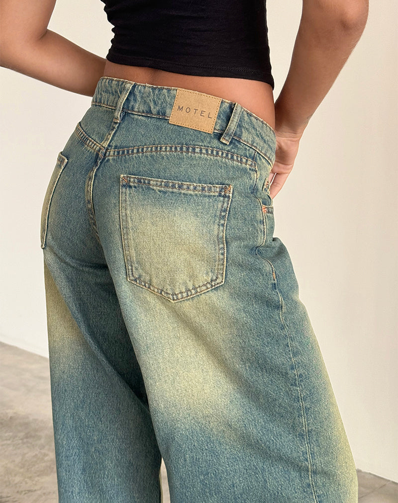 Imagen de Roomy Extra Wide Low Rise Jean en color Mid Used Green