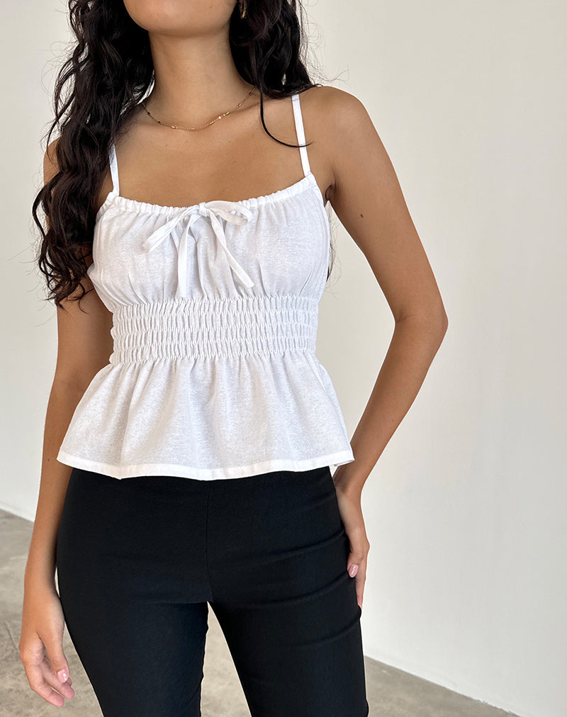 imagen de Lyncia Tie Front Cami Top en Off White