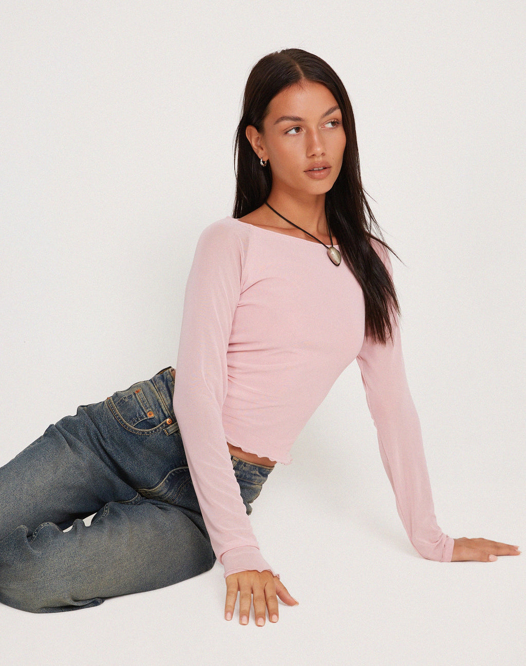 Top de malla de manga larga Mahira en rosa