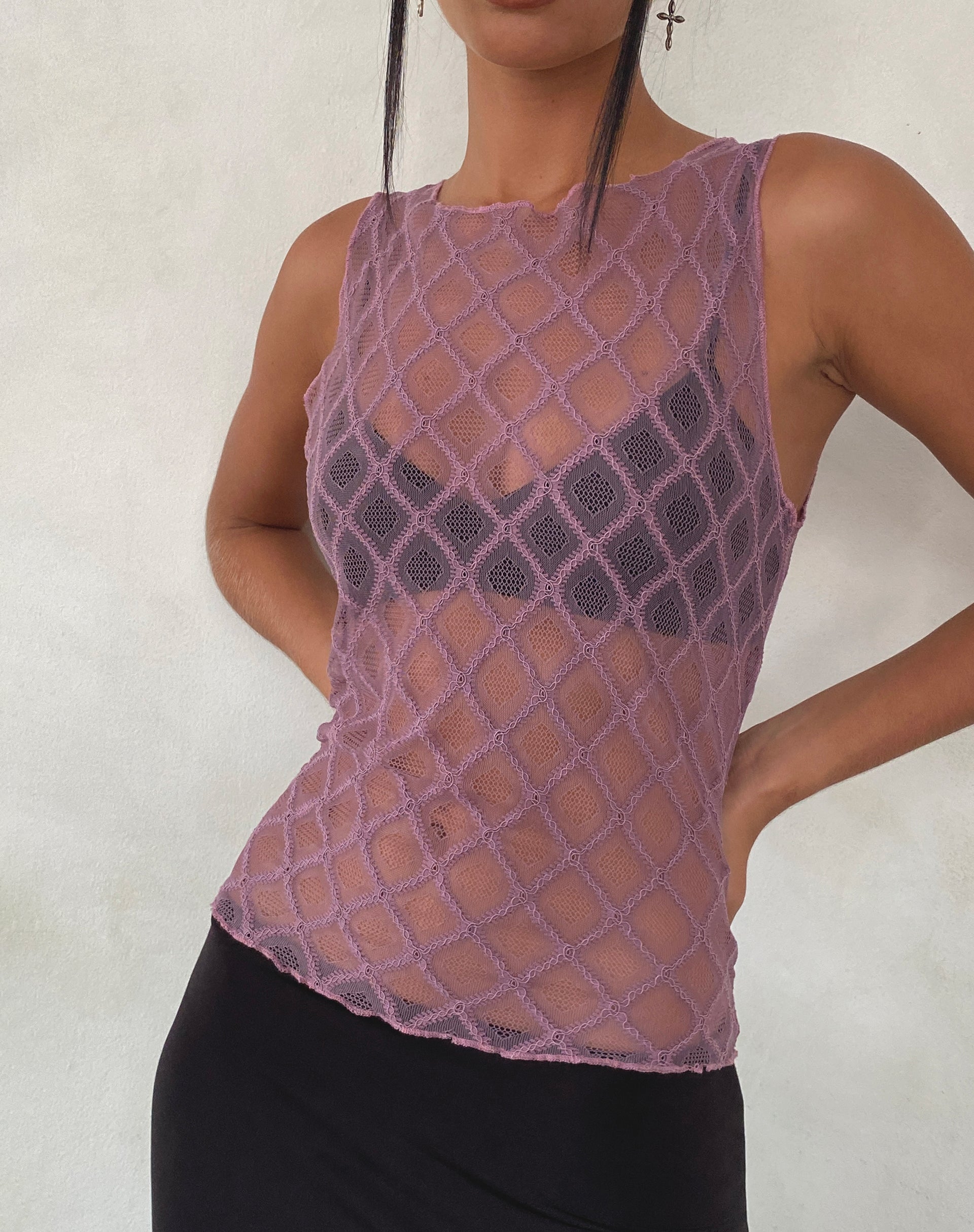 Imagen de Maloe Camiseta de tirantes con estampado de encaje en malva